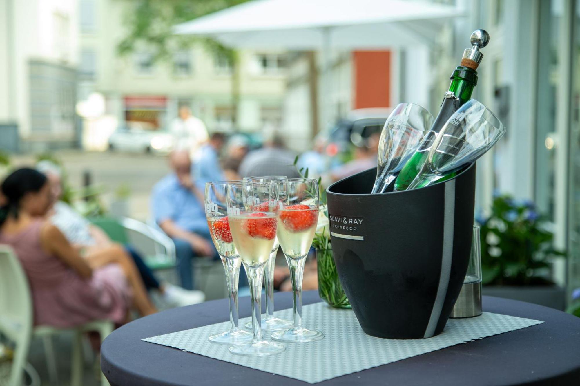 Hogh Hotel Heilbronn Exterior foto